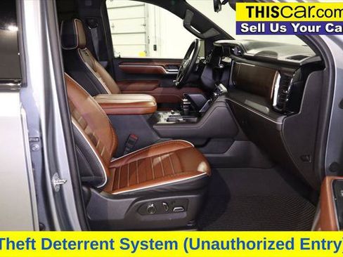Used 2025 GMC Sierra 1500 Denali Ultimate AWD/4WD image 31