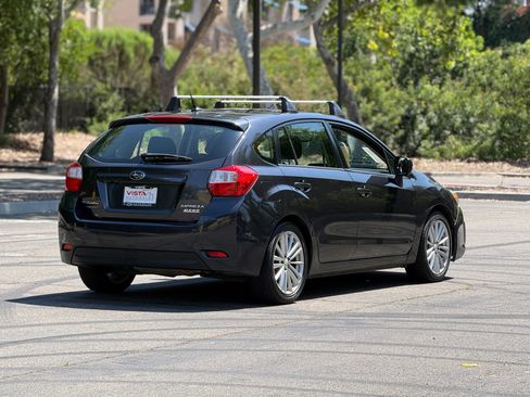 Used 2014 Subaru Impreza 2.0i Premium AWD/4WD image 5