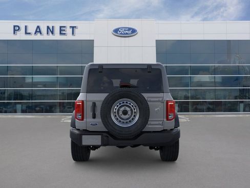 New 2026 Ford Bronco 4-Door AWD/4WD image 6