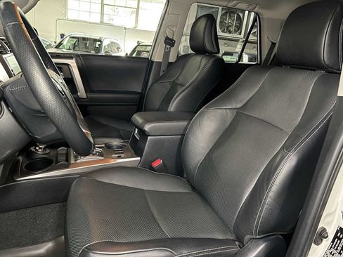 Used 2023 Toyota 4Runner Limited AWD/4WD image 22