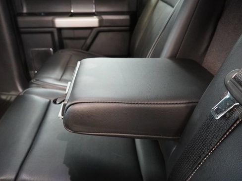 Used 2019 Ford F150 Lariat w/ Equipment Group 502A Luxury AWD/4WD image 28