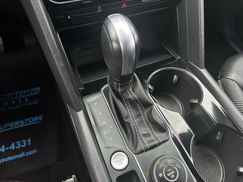 Used 2023 Volkswagen Atlas Cross Sport SE image 15