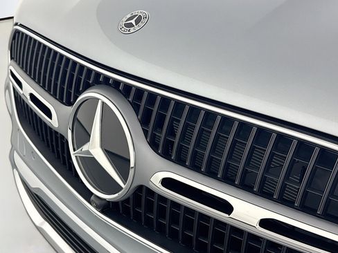 New 2026 Mercedes-Benz GLC 300 image 12