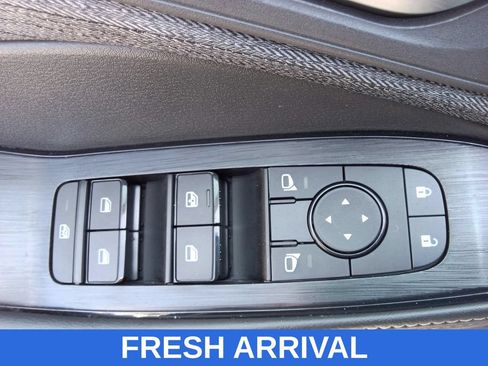 Used 2022 Nissan Rogue SV FWD image 18