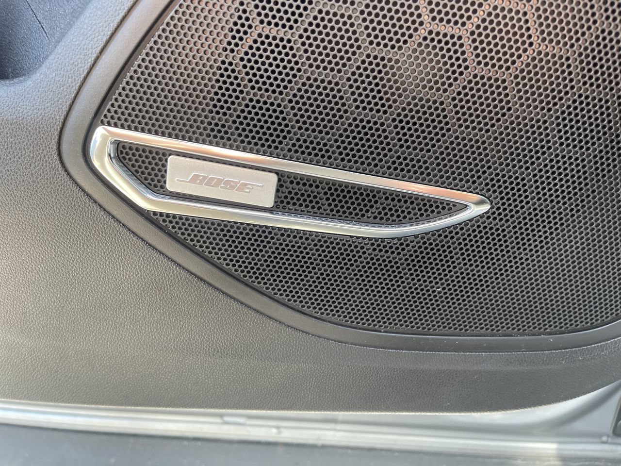 Used 2023 Buick Envision Avenir AWD/4WD image 25