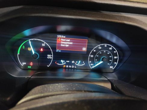 Used 2023 Ford E-Transit Medium Roof image 7