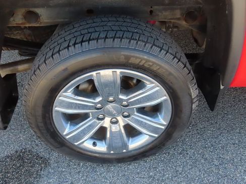 Used 2018 GMC Sierra 1500 SLT image 16