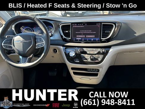 Used 2024 Chrysler Pacifica Touring-L FWD image 18