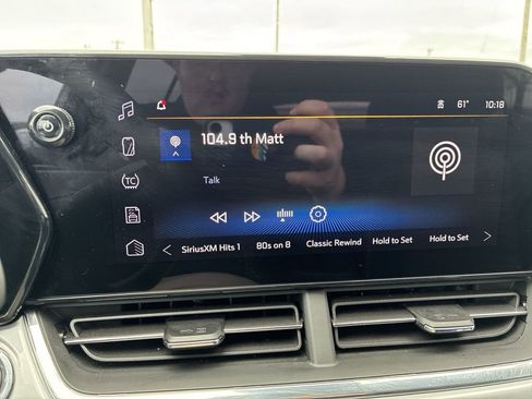 Used 2025 Chevrolet Trax LT w/ LT Convenience Package image 15