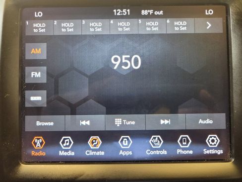 Used 2021 Jeep Cherokee Latitude Lux 80th Anniv w/ Quick Order Package 26U 80TH AWD/4WD image 25