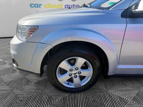 Used 2012 Dodge Journey SXT w/ Safe & Sound Pkg image 18