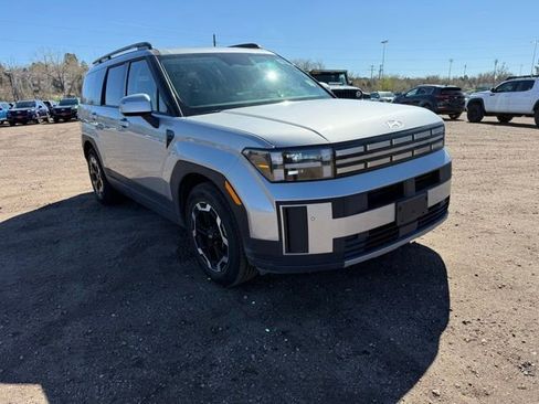 Used 2025 Hyundai Santa Fe SEL image 8