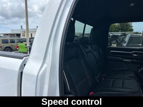 Used 2025 RAM 1500 Laramie AWD/4WD image 28