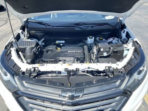 Used 2020 Chevrolet Equinox LT w/ Sport Edition FWD image 28