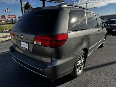 Used 2005 Toyota Sienna XLE image 37