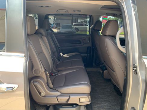 Used 2023 Honda Odyssey EX-L image 48
