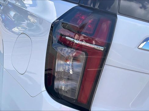 Used 2023 Chevrolet Tahoe Premier image 29