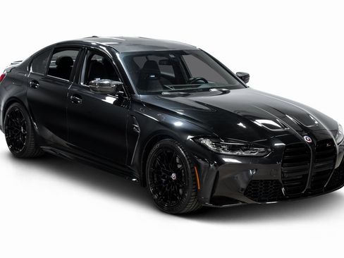 Used 2023 BMW M3 Competition image 3