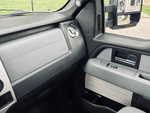 Used 2014 Ford F150 XLT w/ Equipment Group 302A Luxury AWD/4WD image 37