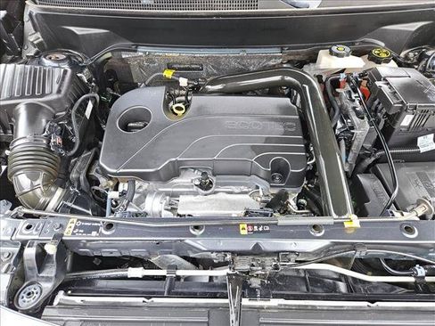 Used 2023 Chevrolet Equinox RS FWD image 28
