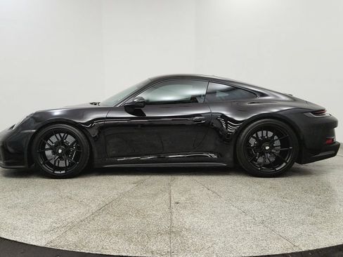 Used 2022 Porsche 911 GT3 RWD image 2