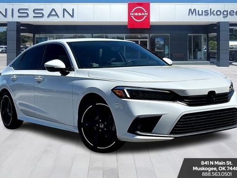 Used 2023 Honda Civic Touring image 1