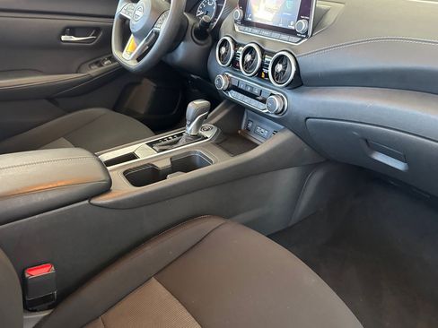 Used 2025 Nissan Sentra SV FWD image 32