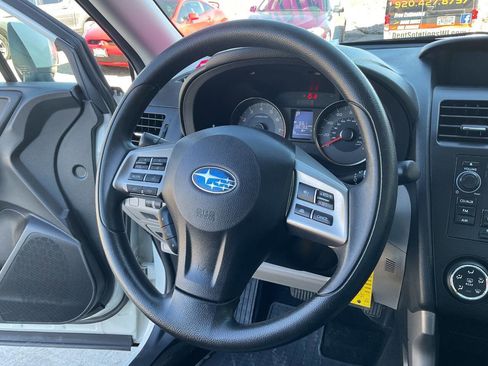 Used 2015 Subaru Forester 2.5i Premium image 18