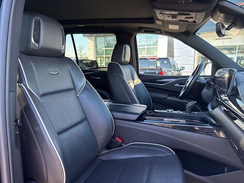 Used 2024 Cadillac Escalade Sport image 20