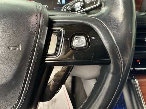 Used 2020 Lincoln Aviator Reserve w/ Equipment Group 202A image 15