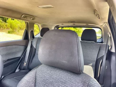 Used 2021 Nissan Rogue SV FWD image 25