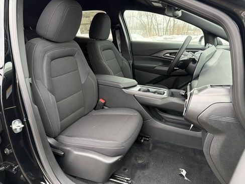 New 2026 Chevrolet Equinox EV LT image 30