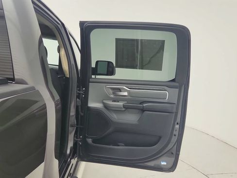 Used 2019 RAM 1500 Big Horn RWD image 26