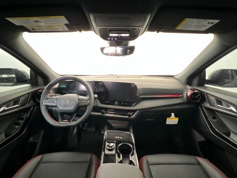 New 2027 Chevrolet Equinox RS w/ Safety and Technology Package FWD image 10