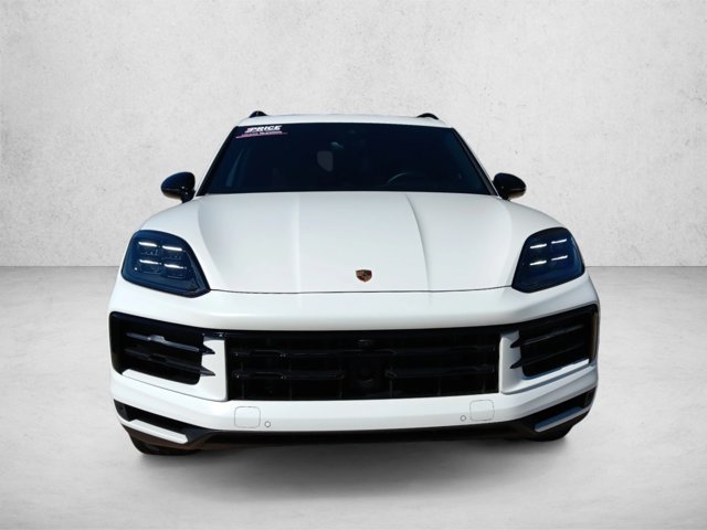 Used 2025 Porsche Cayenne E-Hybrid AWD/4WD image 2