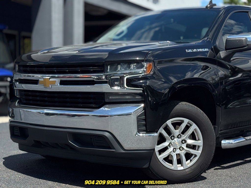 Used 2021 Chevrolet Silverado 1500 LT RWD image 2