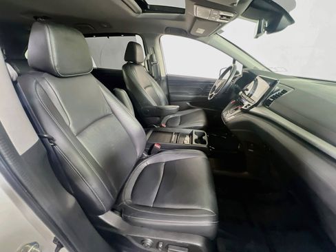 Used 2023 Honda Odyssey EX-L image 29