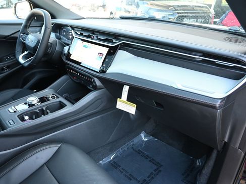 New 2026 Jeep Cherokee Limited AWD/4WD image 24