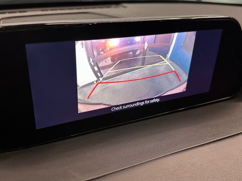 Used 2022 MAZDA MAZDA3 s image 12