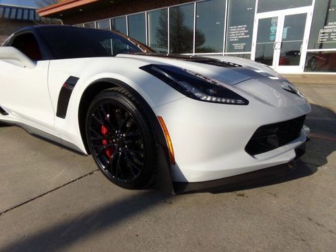 Used 2018 Chevrolet Corvette Z06 image 4