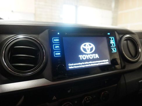 Used 2018 Toyota Tacoma TRD Pro image 11