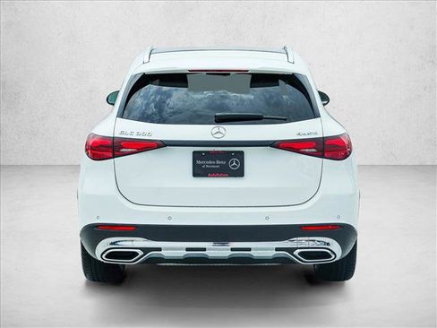 Used 2023 Mercedes-Benz GLC 300 4MATIC image 6