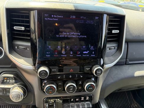 Used 2019 RAM 1500 Big Horn image 24