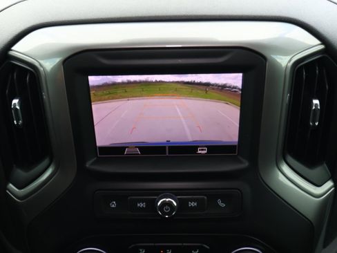 Used 2023 Chevrolet Silverado 1500 Custom image 29