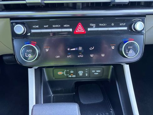 Used 2025 Hyundai Tucson SEL AWD/4WD image 30