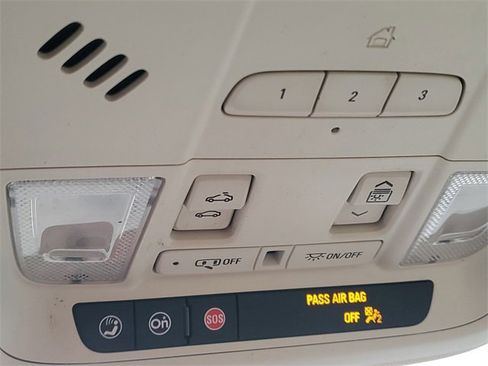 Used 2020 Cadillac XT5 Premium Luxury w/ LPO, Floor Liner Package image 31