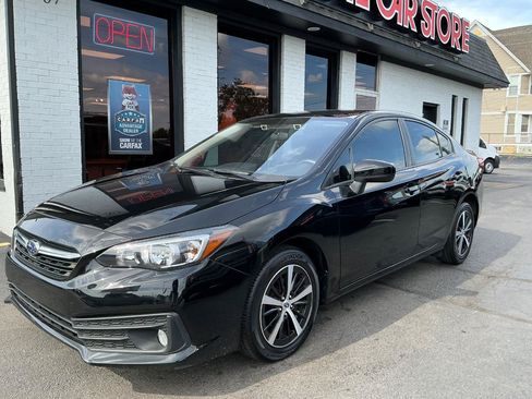 Used 2023 Subaru Impreza 2.0i Premium AWD/4WD image 2