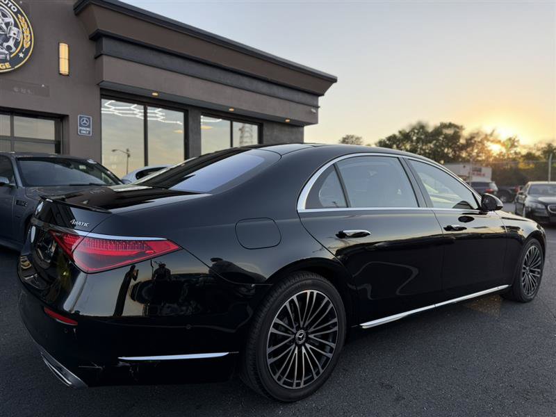 Used 2021 Mercedes-Benz S 580 4MATIC Sedan image 10