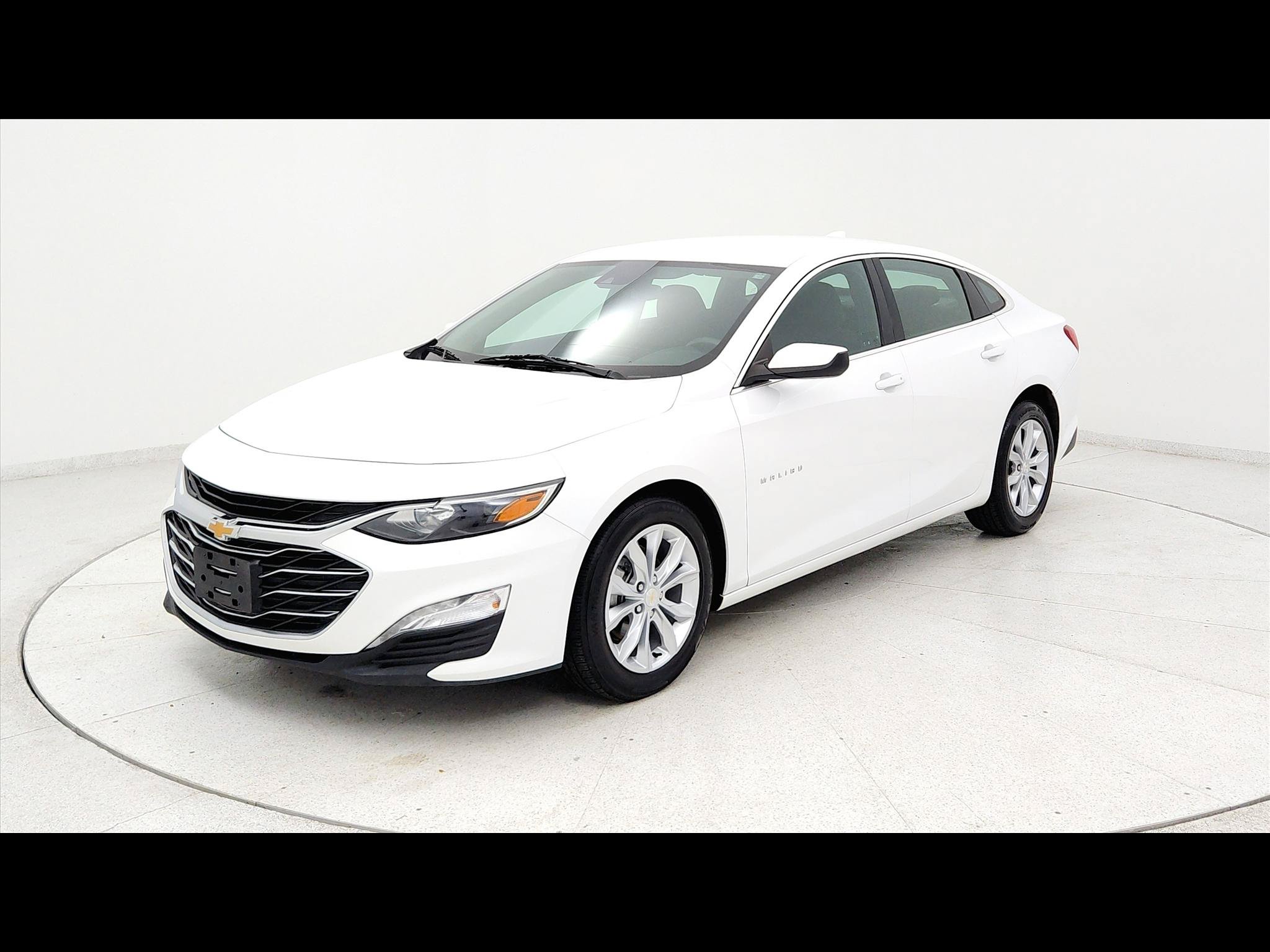 Used 2024 Chevrolet Malibu LT FWD image 1