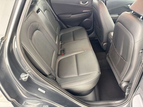 Used 2021 Hyundai Kona Limited w/ Cargo Package AWD/4WD image 27